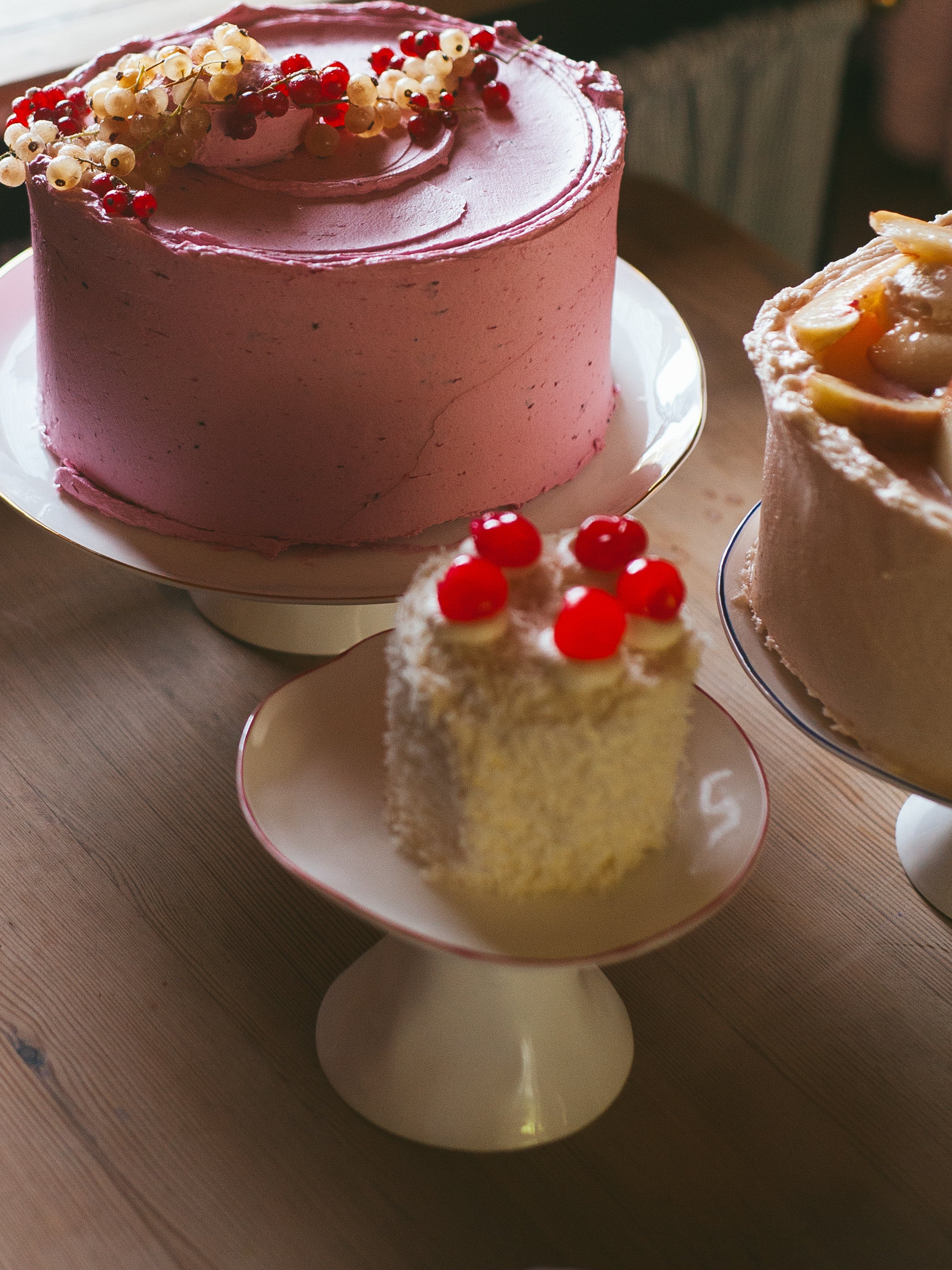 #colour_geranium red