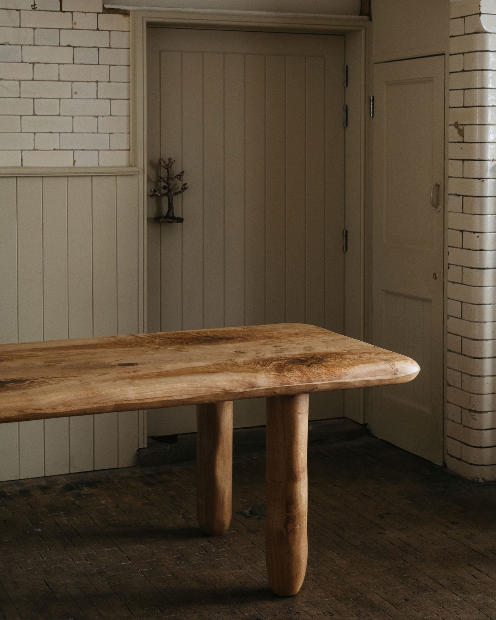 Easdon Dining Table