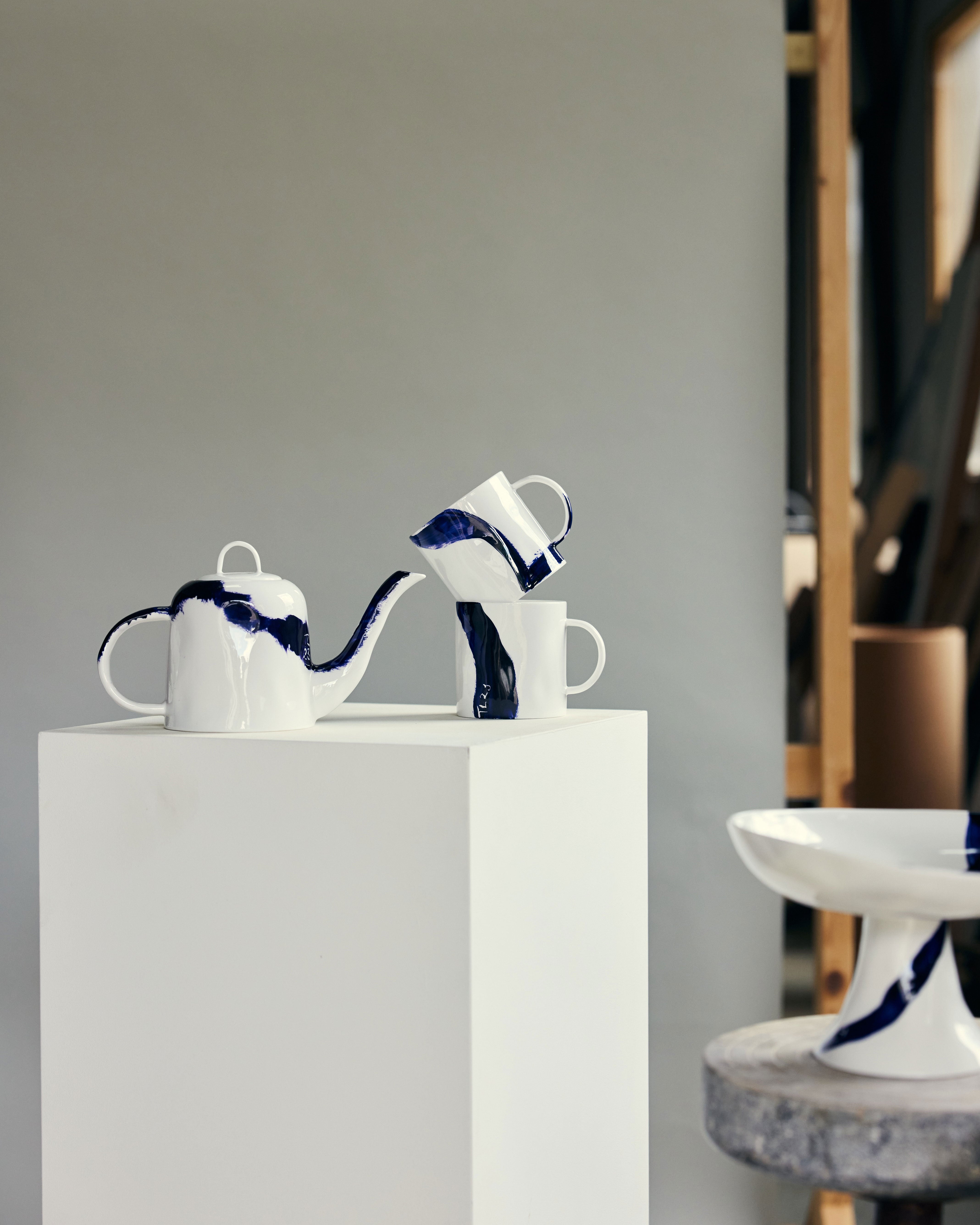 Tanya Ling x Feldspar Teapot (1l)