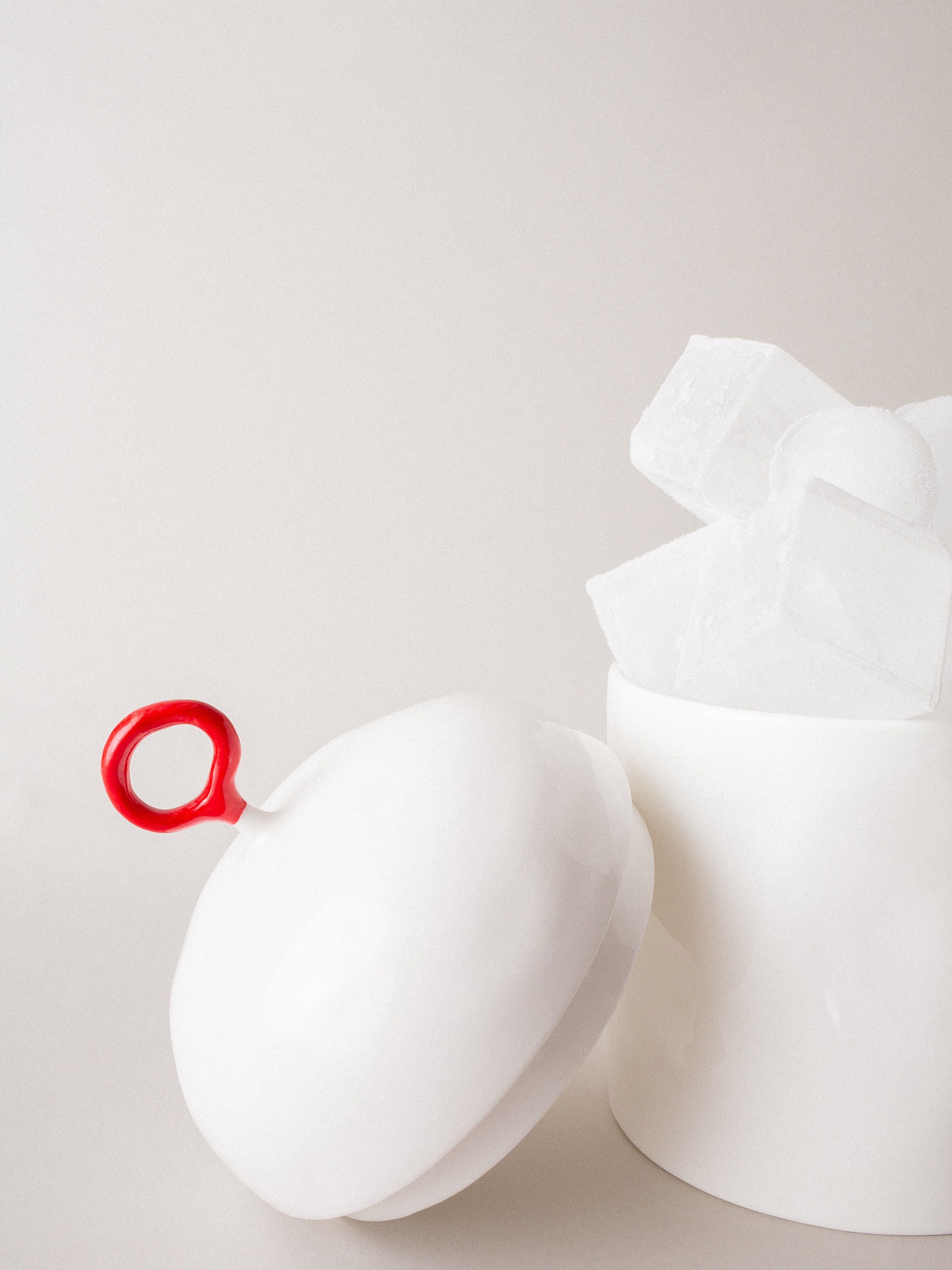 #colour_geranium red