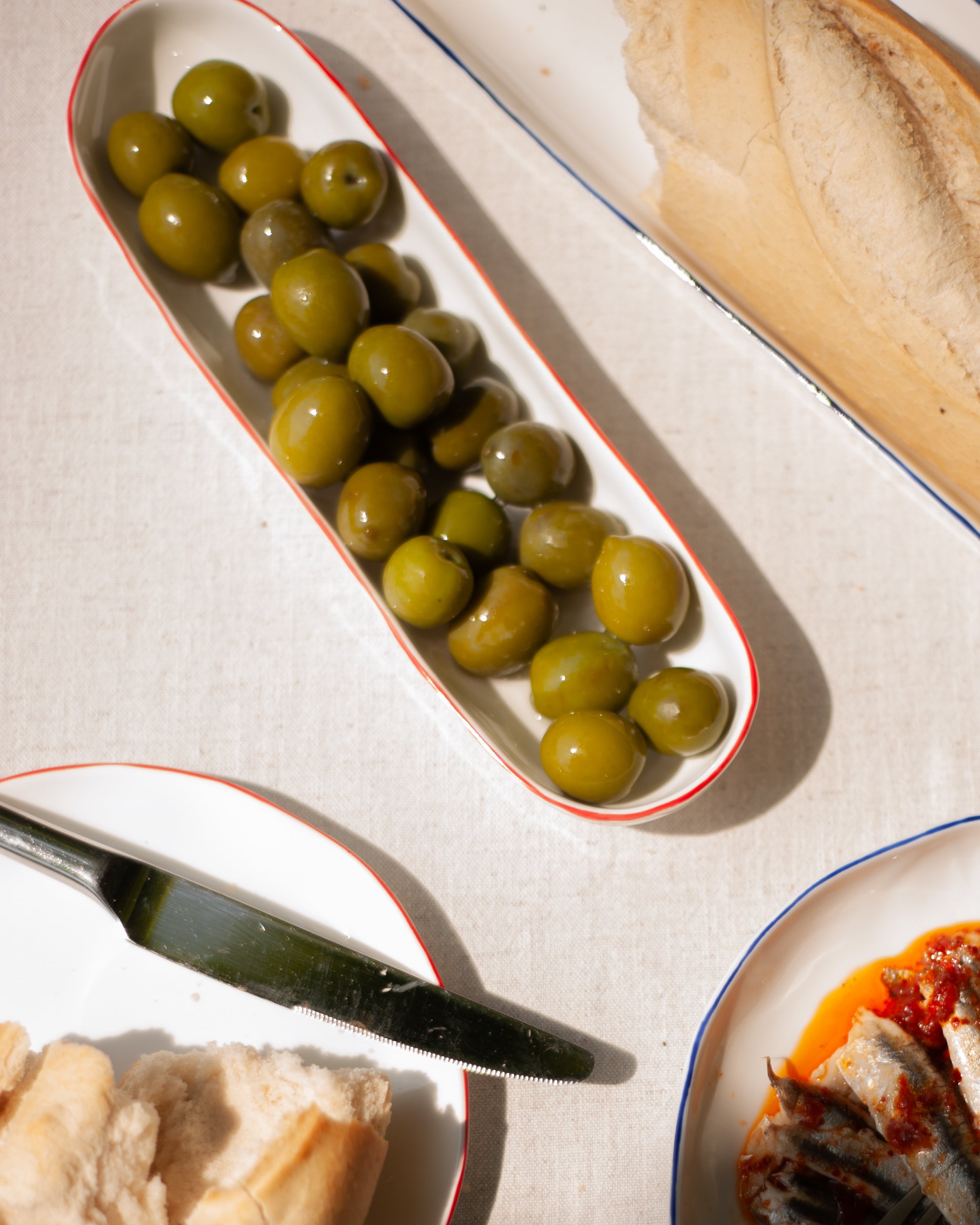 #colour_geranium red