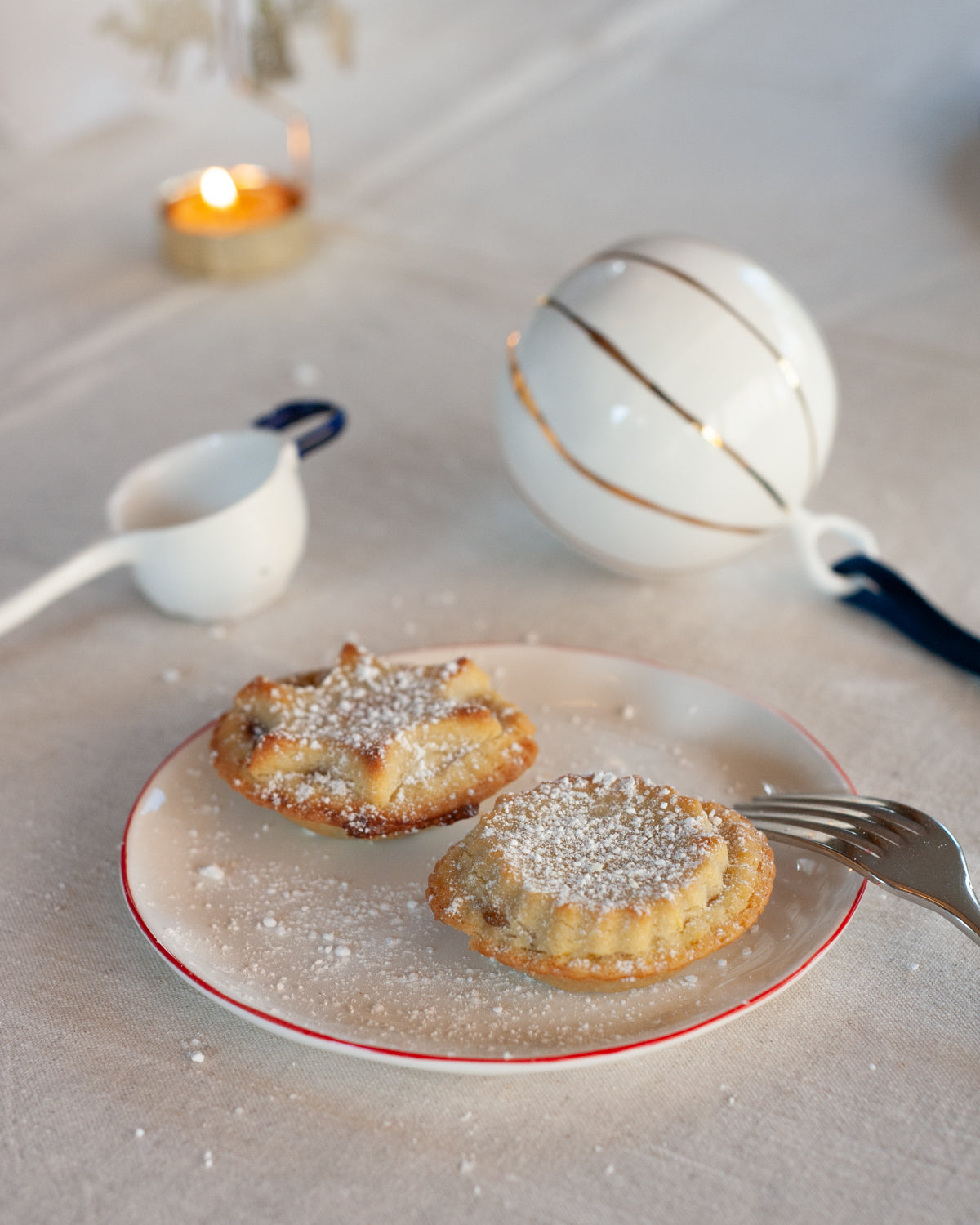 Set of 4 Cake Plates